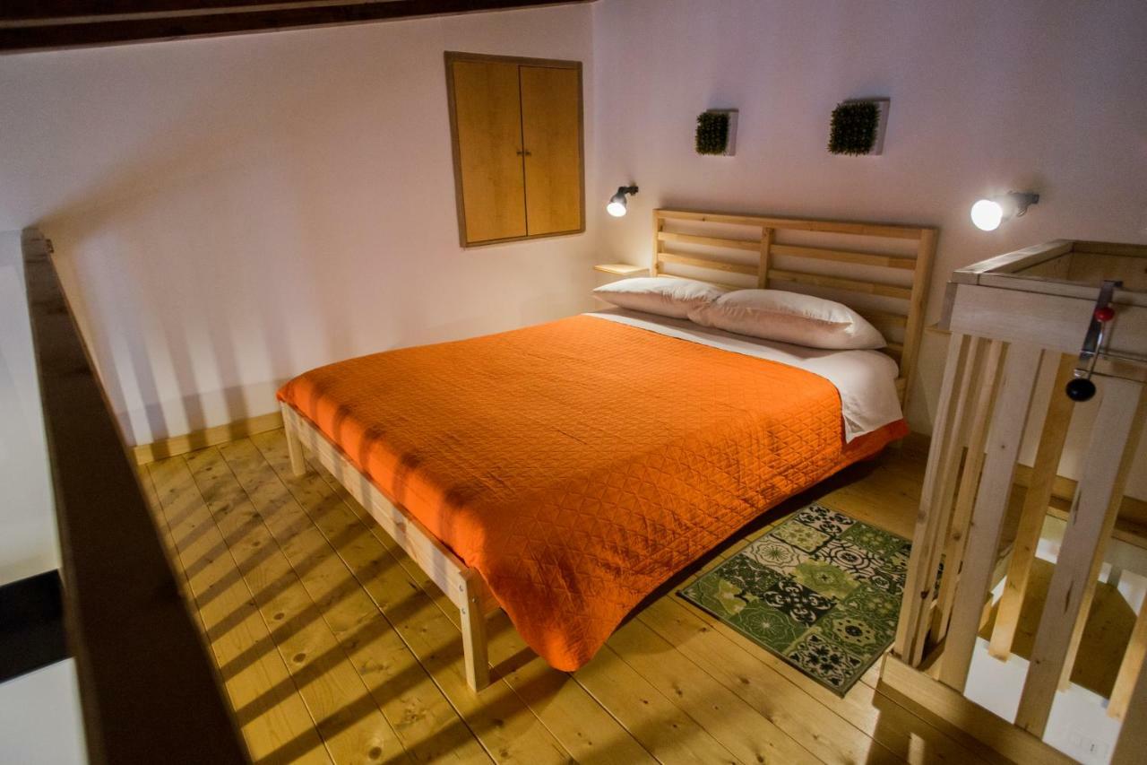 Le Terrazze Di Pirandello Bed & Breakfast อากริเจนโต ภายนอก รูปภาพ
